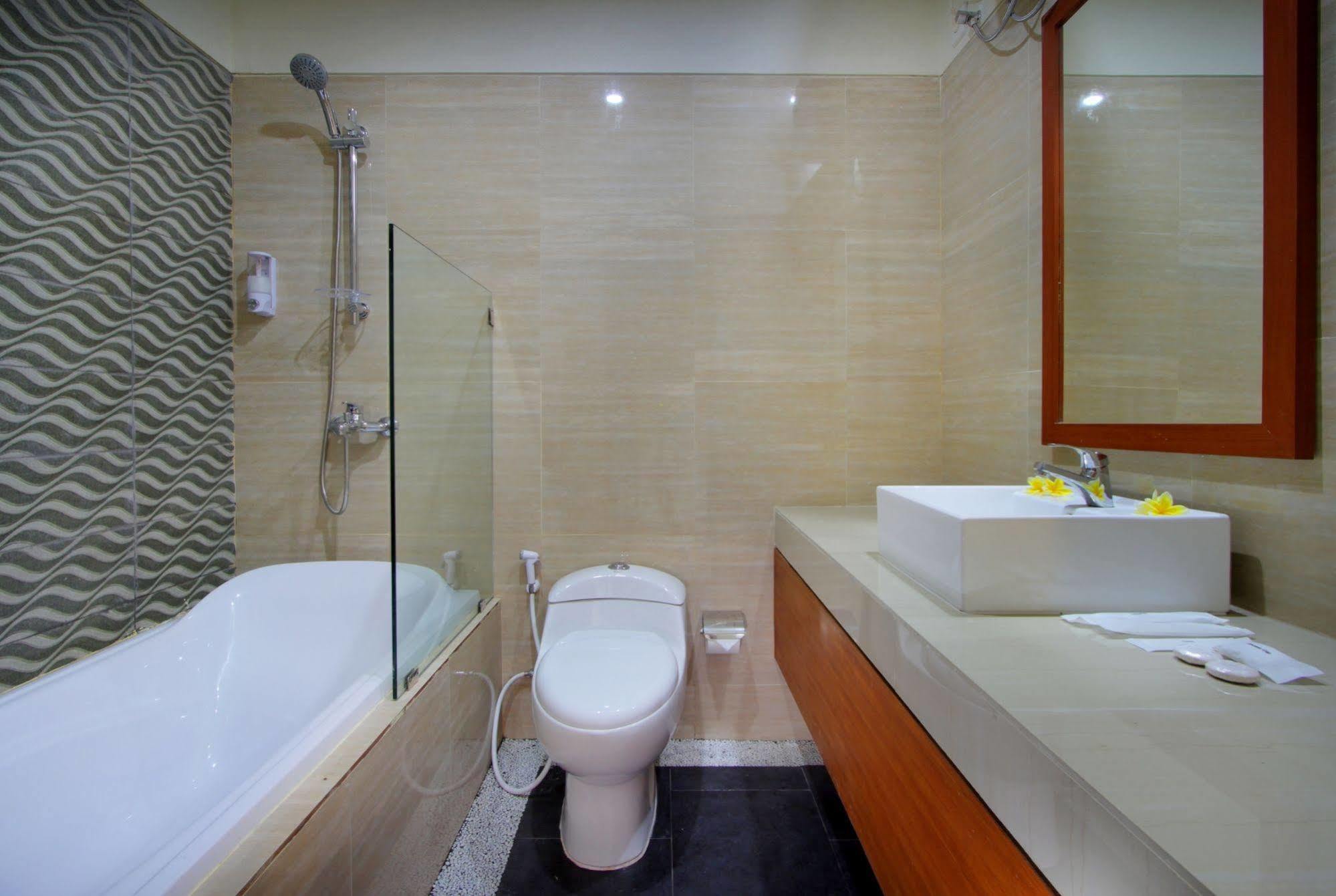 Umah Bali Suites And Residence Denpasar  Luaran gambar
