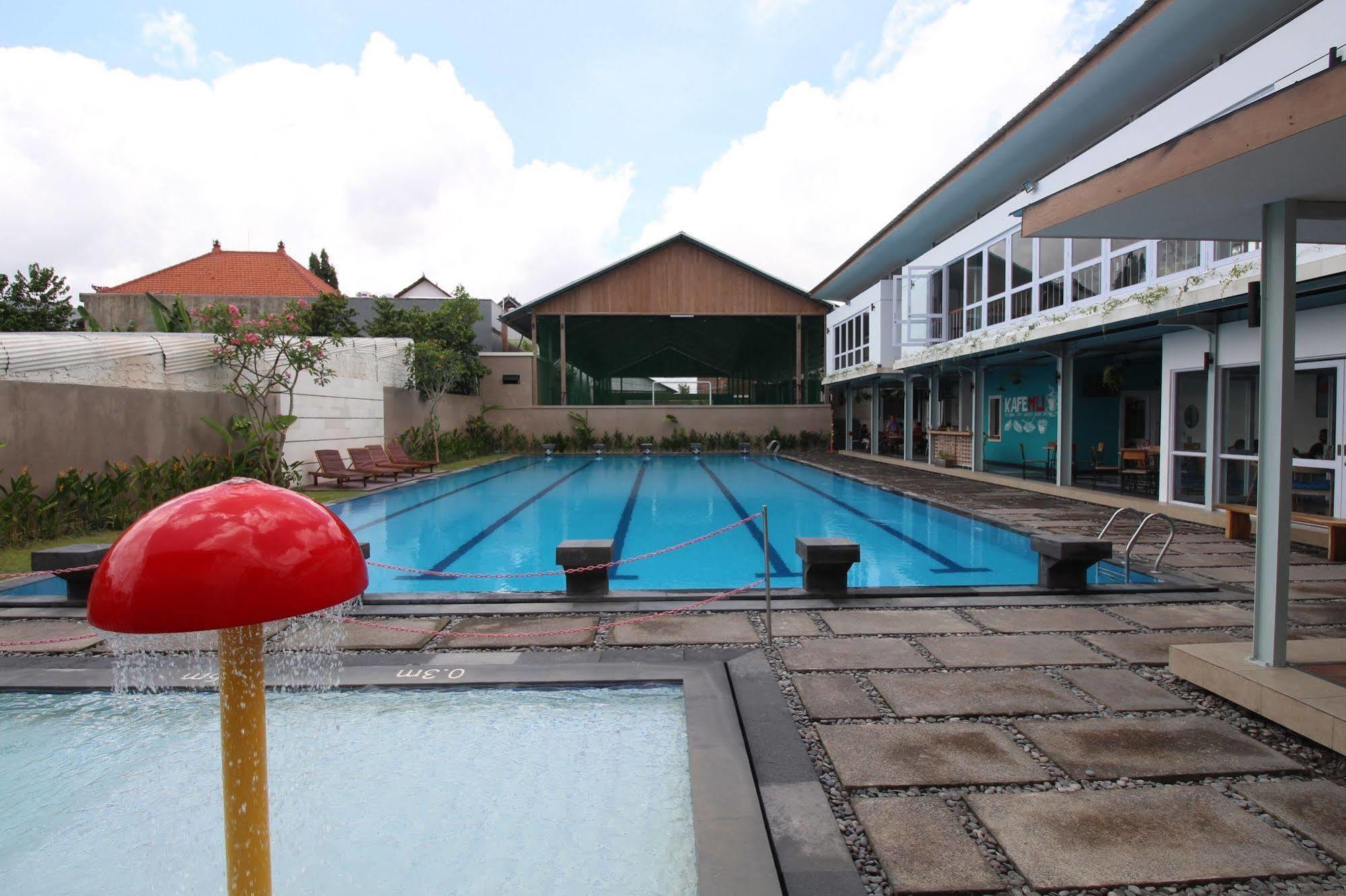 Umah Bali Suites And Residence Denpasar  Luaran gambar