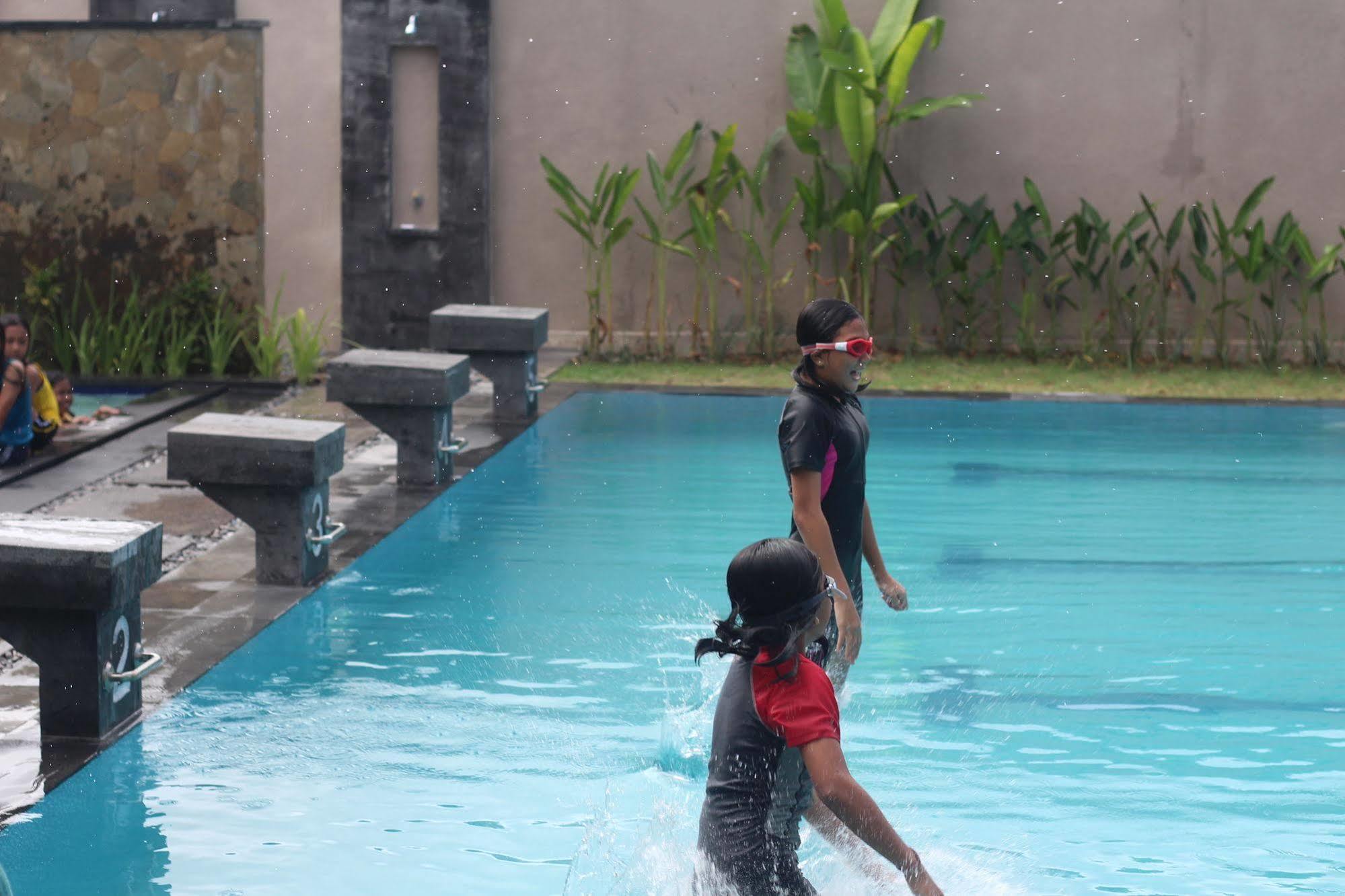 Umah Bali Suites And Residence Denpasar  Luaran gambar